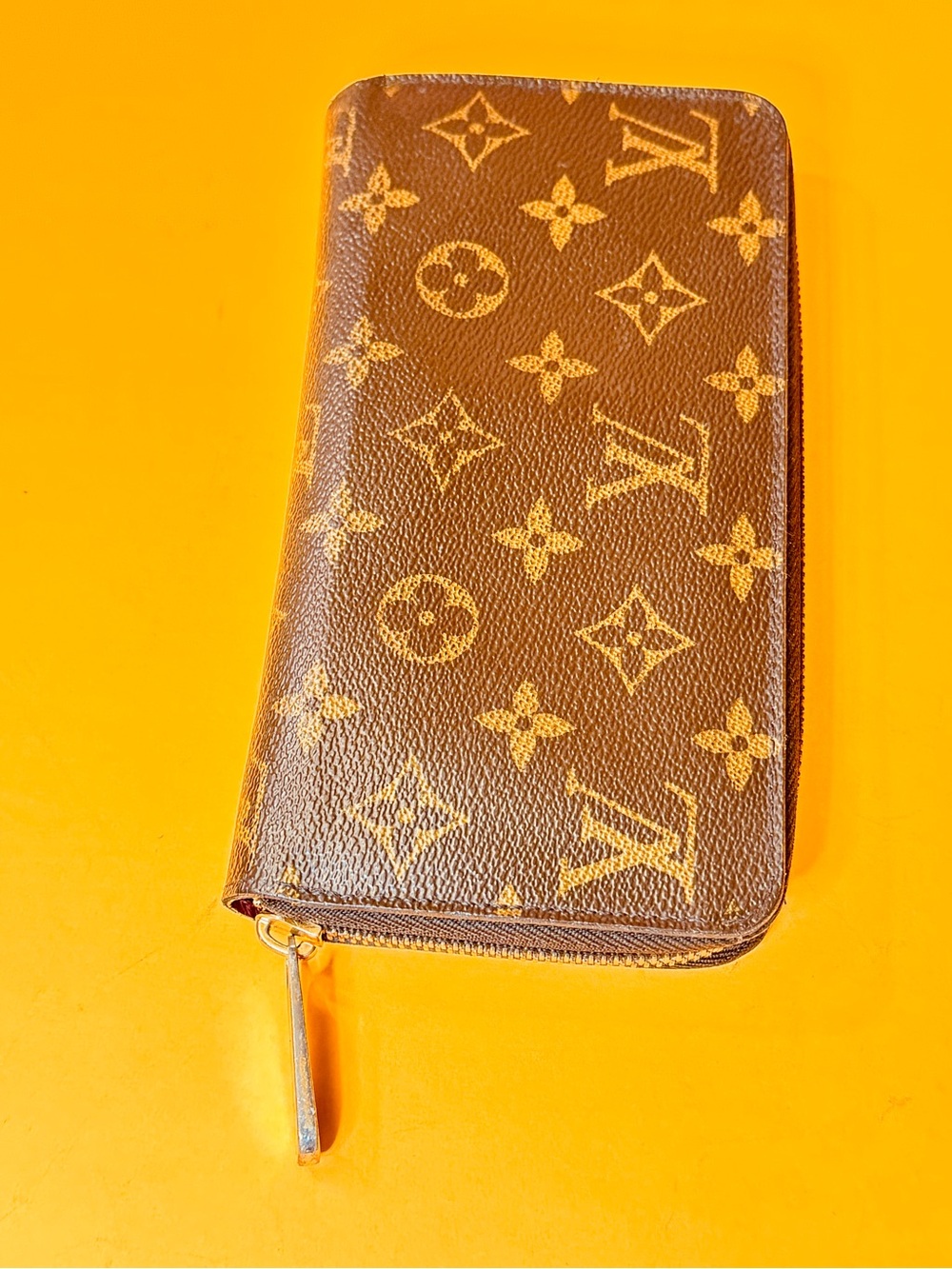 Louis Vuitton Monogram Zip Around Leather Wallet - Brown & Gold Hardware - Picture 9 of 11